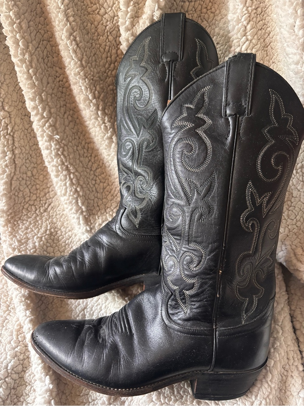 Justin Black Leather Western Cowboy Boots with Embroidery Size 7.5 B US